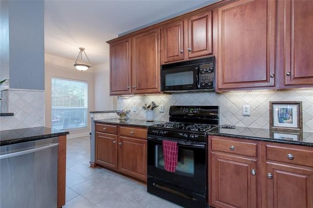 5735 Richmond Avenue B, Dallas, TX 75206