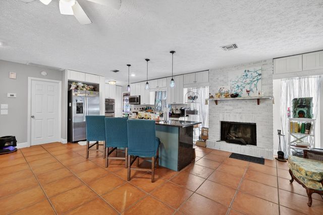 1773 NE 24th, Jensen Beach, FL 34957