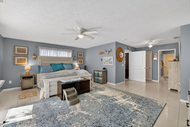 1773 NE 24th, Jensen Beach, FL 34957