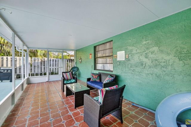 1773 NE 24th, Jensen Beach, FL 34957