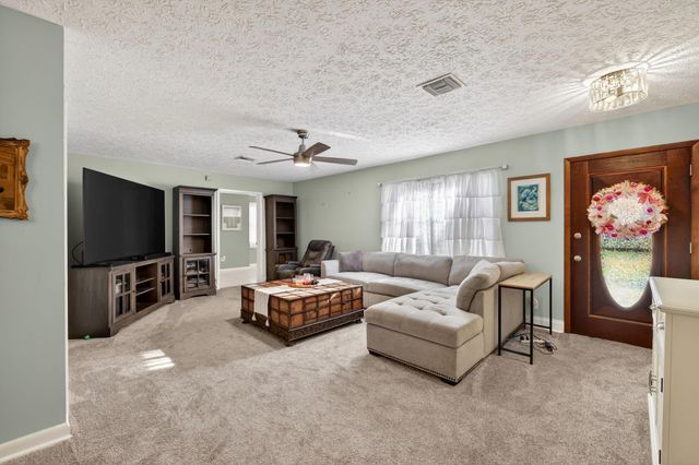 1773 NE 24th, Jensen Beach, FL 34957