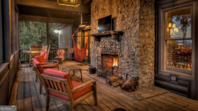 239 Ridge Top Drive, Ellijay, GA 30536