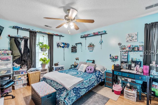 10692 Grays Hwy, Ridgeland, SC 29936