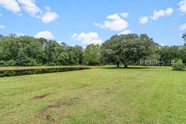 10692 Grays Hwy, Ridgeland, SC 29936