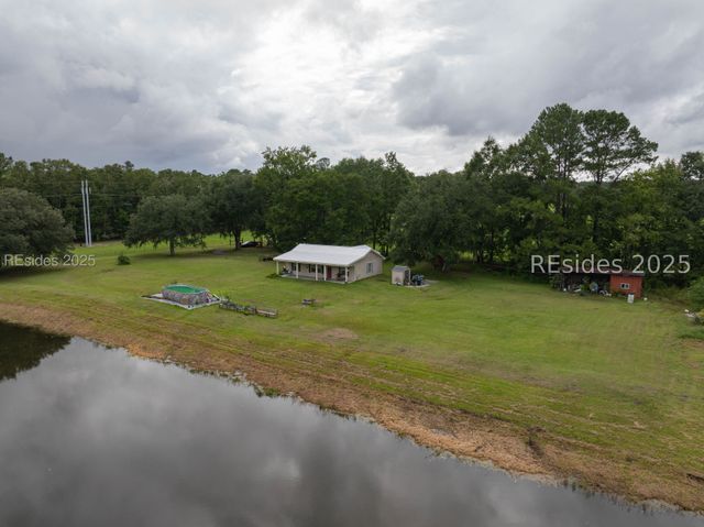 10692 Grays Hwy, Ridgeland, SC 29936