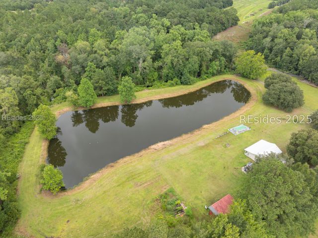 10692 Grays Hwy, Ridgeland, SC 29936