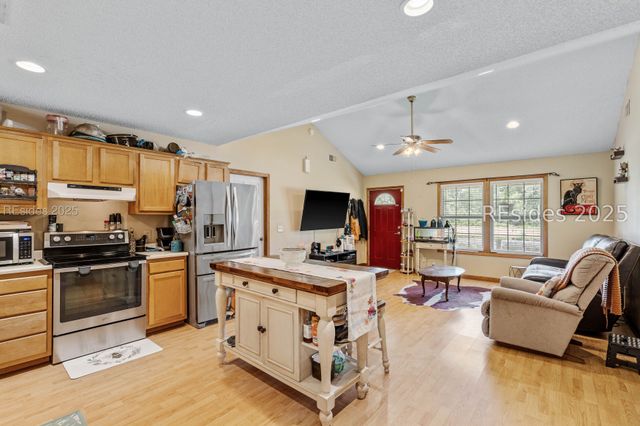 10692 Grays Hwy, Ridgeland, SC 29936