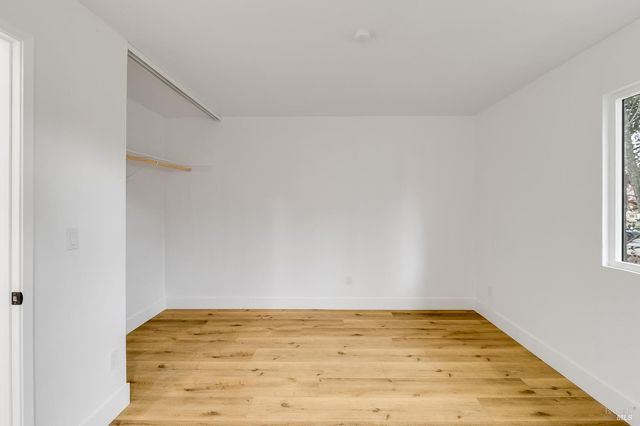 30 Cherokee Ct, Santa Rosa, CA 95403