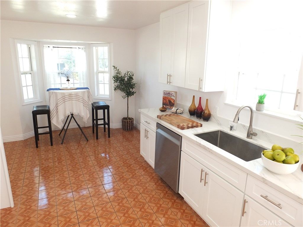 2359 Golden, Long Beach, CA 90806 — photo 3