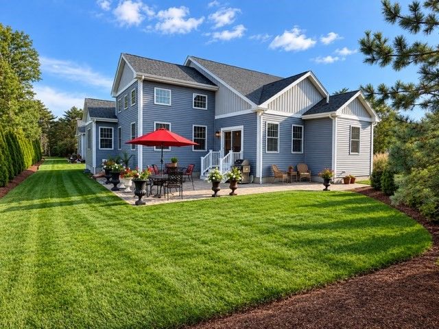 5 Jetty Ct, Wareham, MA 02532