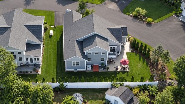 5 Jetty Ct, Wareham, MA 02532