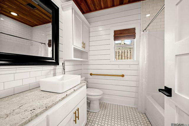 17950 Old Jefferson, Prairieville, LA 70769