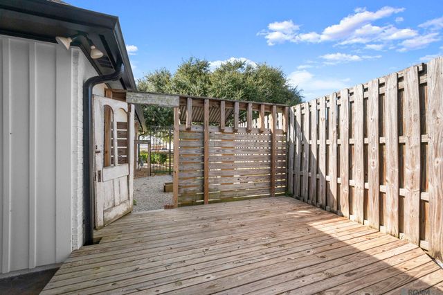 17950 Old Jefferson, Prairieville, LA 70769