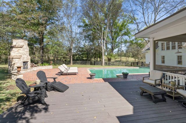 6646 Arno College Grove Rd, College Grove, TN 37046