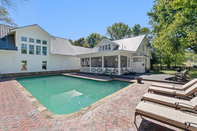 6646 Arno College Grove Rd, College Grove, TN 37046