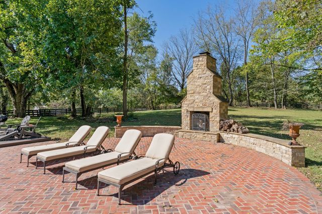 6646 Arno College Grove Rd, College Grove, TN 37046