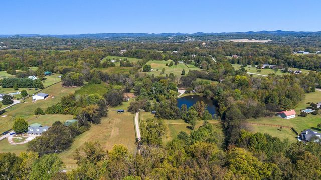 6646 Arno College Grove Rd, College Grove, TN 37046