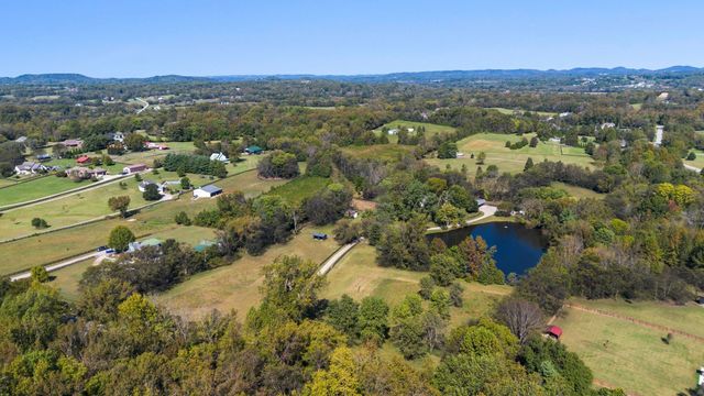 6646 Arno College Grove Rd, College Grove, TN 37046