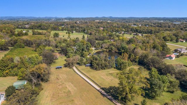 6646 Arno College Grove Rd, College Grove, TN 37046