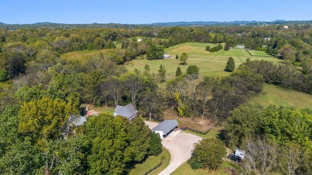 6646 Arno College Grove Rd, College Grove, TN 37046