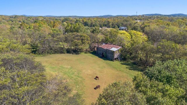 6646 Arno College Grove Rd, College Grove, TN 37046