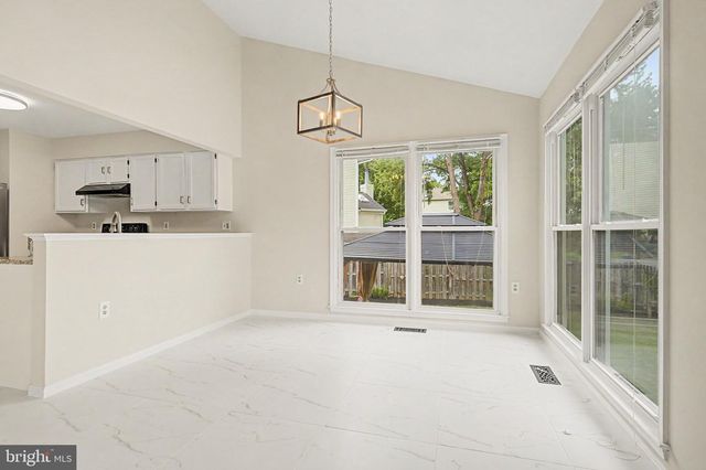 1208 MUSKET CT NE, Leesburg, VA 20176