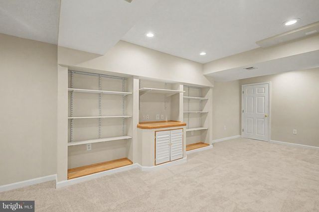 1208 MUSKET CT NE, Leesburg, VA 20176