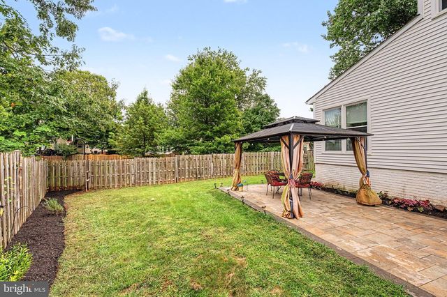 1208 MUSKET CT NE, Leesburg, VA 20176