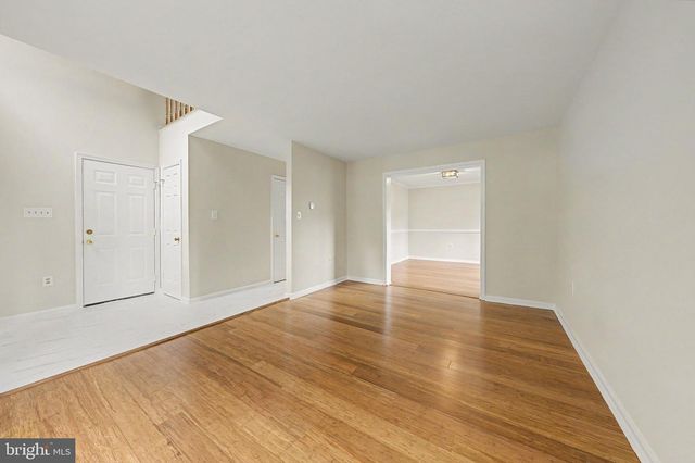 1208 MUSKET CT NE, Leesburg, VA 20176