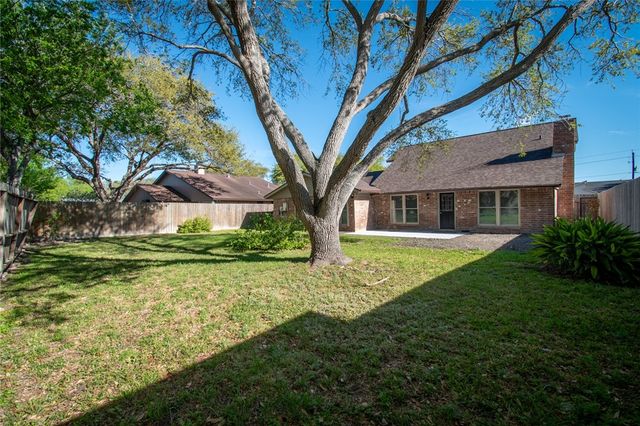 4513 Greensboro Dr, Corpus Christi, TX 78413