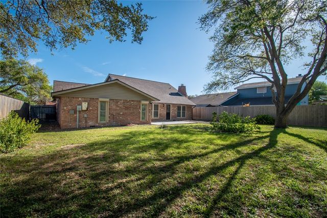 4513 Greensboro Dr, Corpus Christi, TX 78413