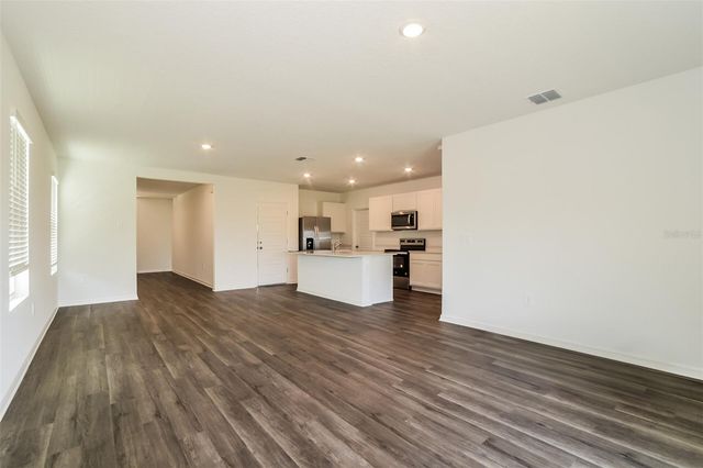 3443 NETTLE LOOP, Tavares, FL 32778