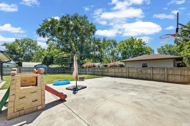 3909 Petersmill Drive, Lafayette, IN 47905