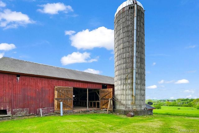 247 Sarah Wells Trail, Campbell Hall, NY 10916