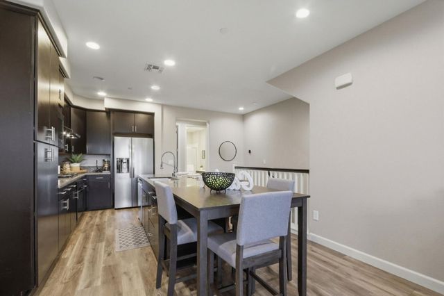 1653 Hillsdale Avenue 4, San Jose, CA 95124