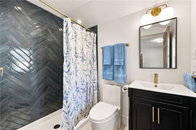 813 Arbordale Avenue, High Point, NC 27262