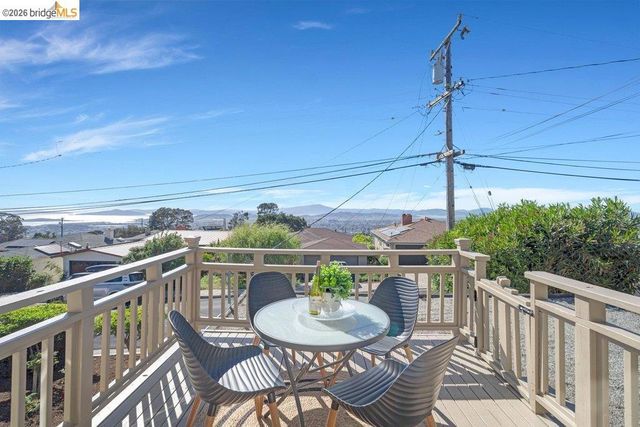 2728 Del Monte Avenue, El Cerrito, CA 94530