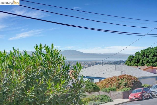 2728 Del Monte Avenue, El Cerrito, CA 94530