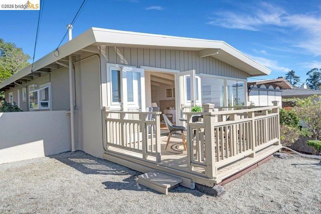 2728 Del Monte Avenue, El Cerrito, CA 94530