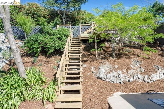 2728 Del Monte Avenue, El Cerrito, CA 94530