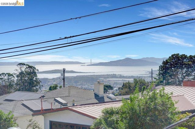 2728 Del Monte Avenue, El Cerrito, CA 94530