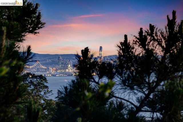 2728 Del Monte Avenue, El Cerrito, CA 94530