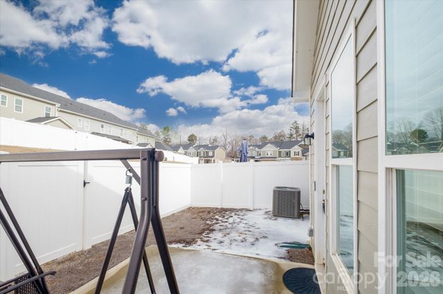 6135 Snowy Egret Avenue 60, Charlotte, NC 28214