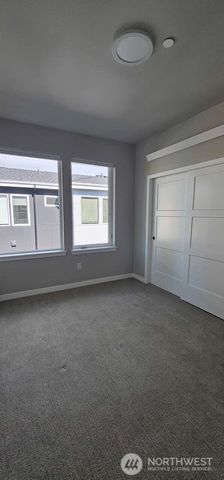 1208 Harrington Avenue NE, Renton, WA 98056