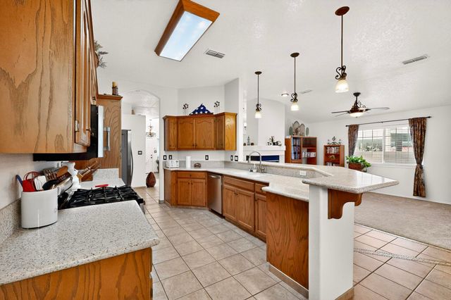 10220 BURHAM Road NW, Albuquerque, NM 87114