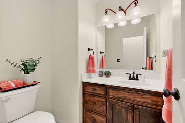 10220 BURHAM Road NW, Albuquerque, NM 87114