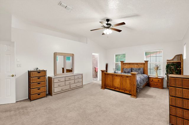 10220 BURHAM Road NW, Albuquerque, NM 87114