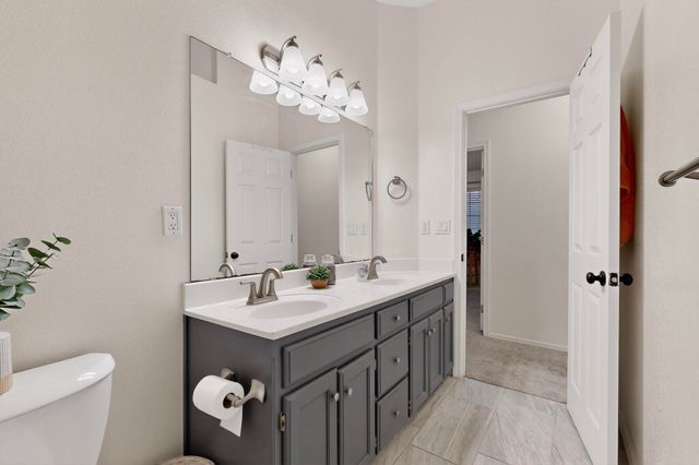 10220 BURHAM Road NW, Albuquerque, NM 87114