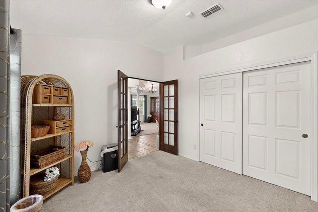 10220 BURHAM Road NW, Albuquerque, NM 87114