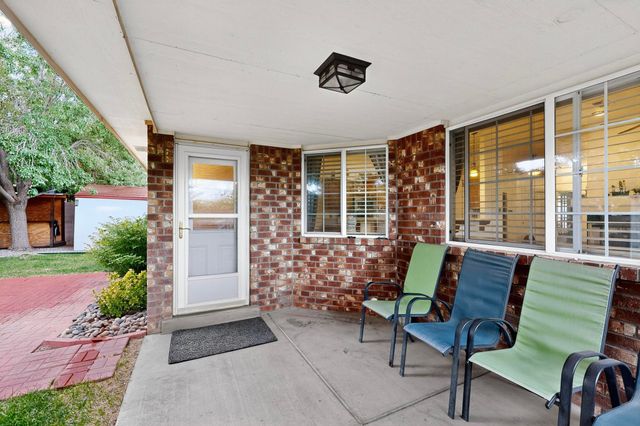 10220 BURHAM Road NW, Albuquerque, NM 87114